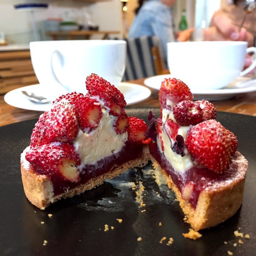 colorova brunch patisserie fraise des bois
